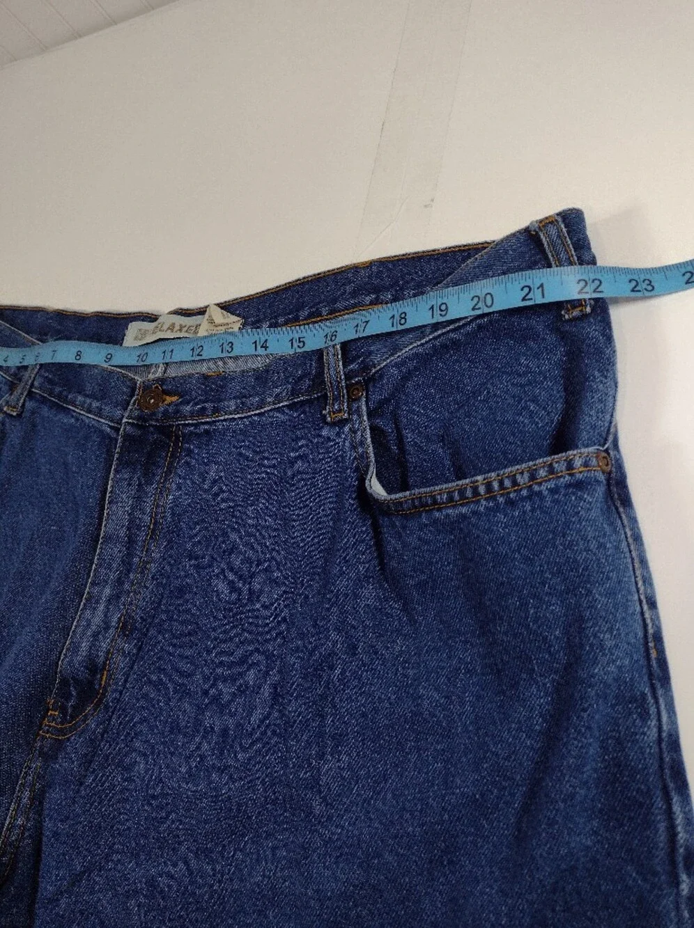 Faded Glory Men's jeans Dark Blue Denim Shorts. (46)